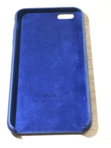 iPhoneケースシリコン裏